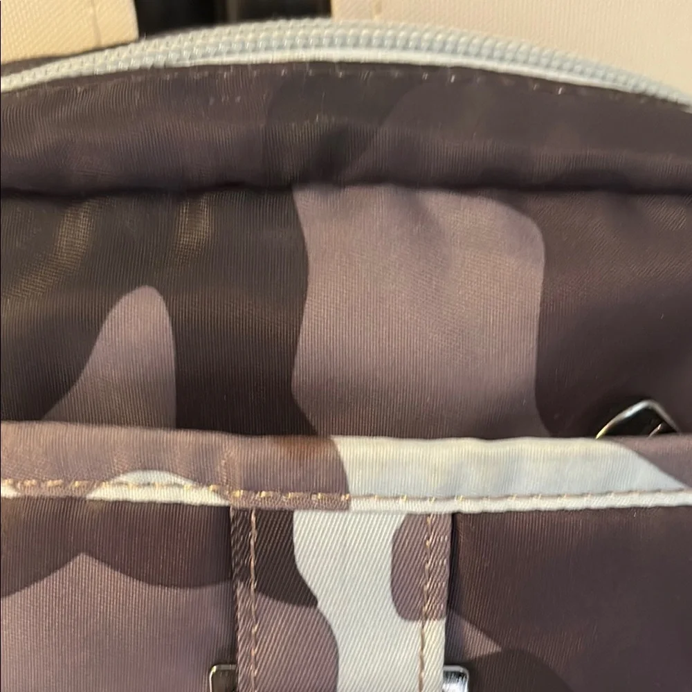 Lug Gray and Black Crossbody Bag Durable Compact Design - Picture 5 of 10